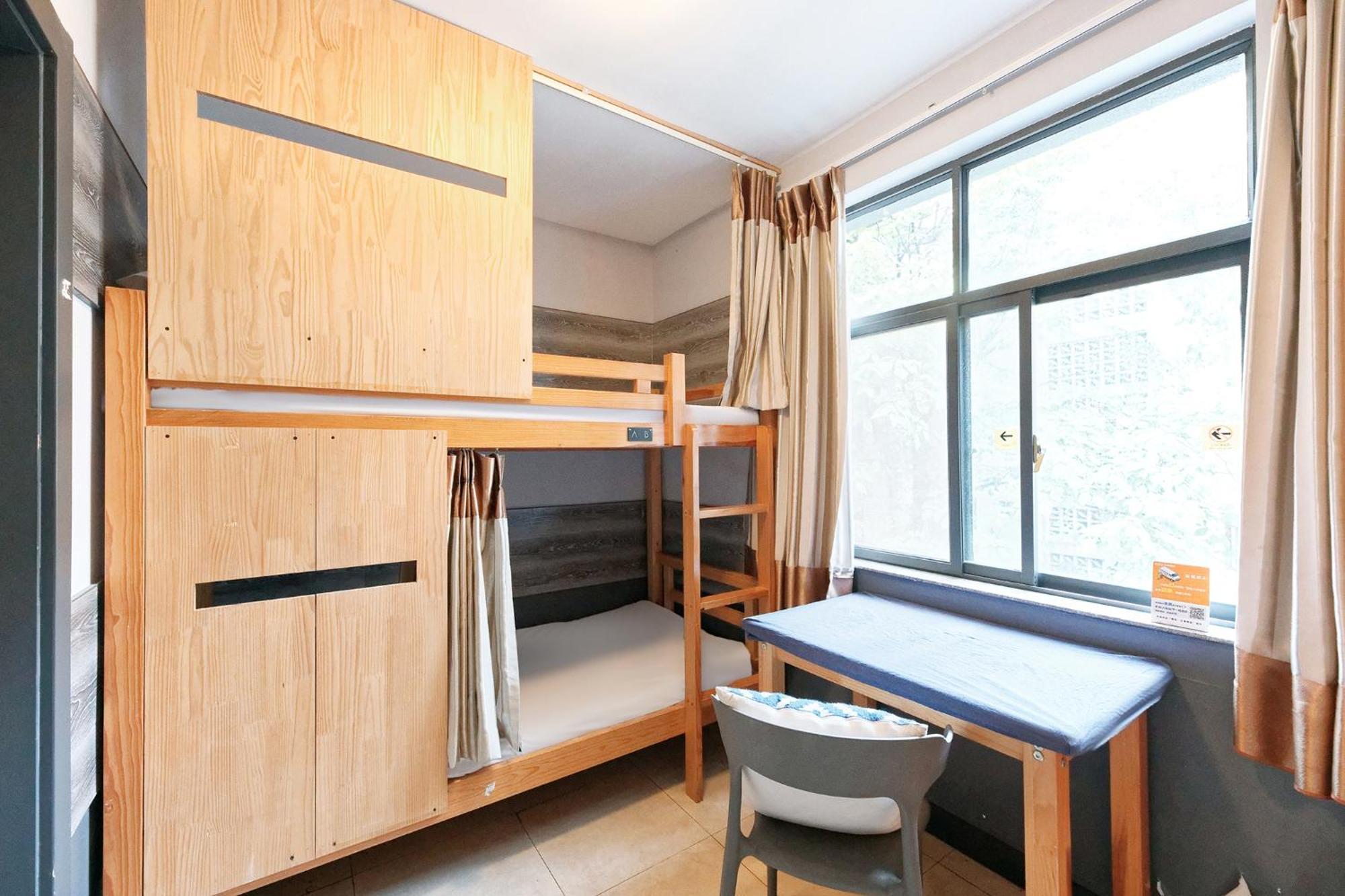 Kunming Upland International Youth Hostel Near The City Center ,2 Mins Walk To The Subway, 2 Mins Walk To The Green Lake, Close To Yuan Tong Temple, Old Street, Yunnan University, Convenient Payment And Visa Cards Are Accepted Exteriör bild