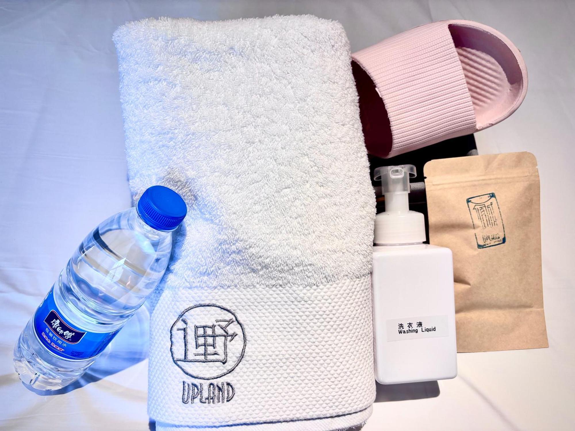 Kunming Upland International Youth Hostel Near The City Center ,2 Mins Walk To The Subway, 2 Mins Walk To The Green Lake, Close To Yuan Tong Temple, Old Street, Yunnan University, Convenient Payment And Visa Cards Are Accepted Exteriör bild
